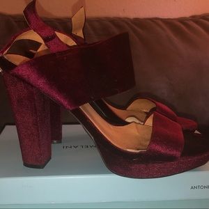 Maroon crushed velvet heel
